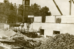 1911, Thompson Library construction